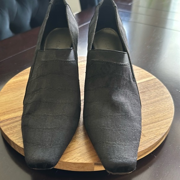 Liz Claiborne shoes - Picture 2 of 11